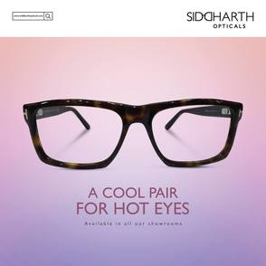 Look Good and View Clear with Varilux lenses - Siddharth Opticals